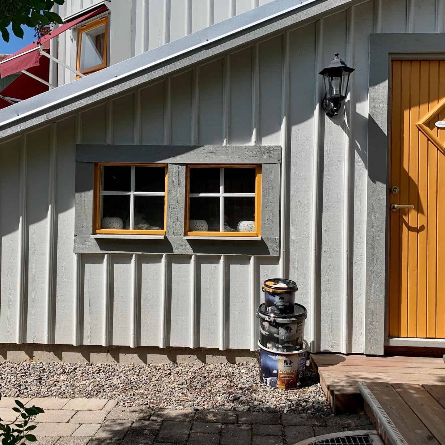 Målningsarbete på Lilla Hotellet i Nora – bild 4