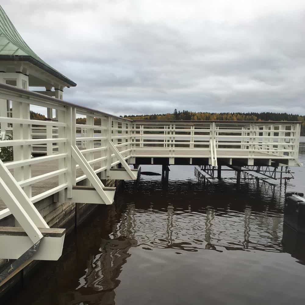 Målning av paviljongen vid Nora strandpromenad – bild 3